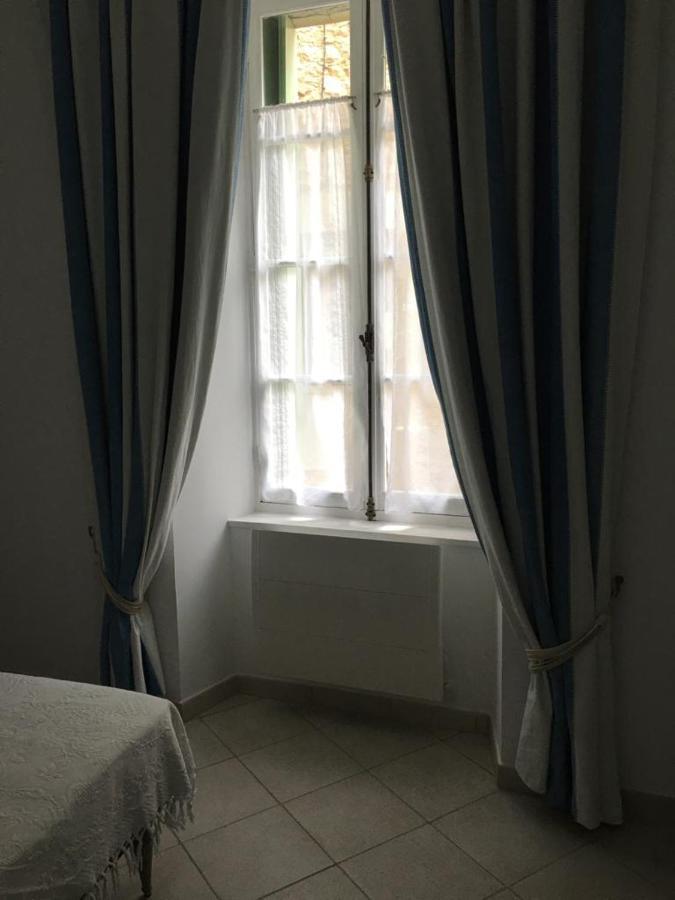 La Maison De Leontine La Liviniere المظهر الخارجي الصورة